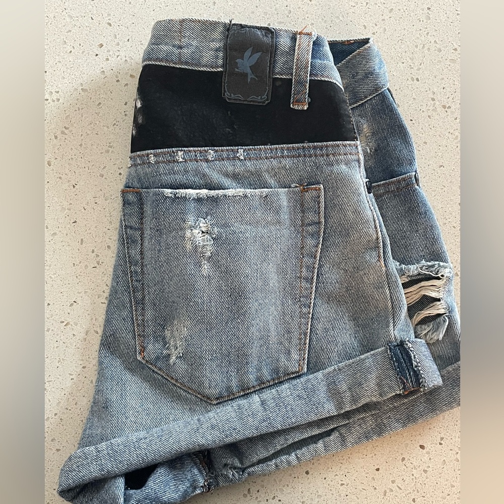 One Teaspoon Shorts Sz 26